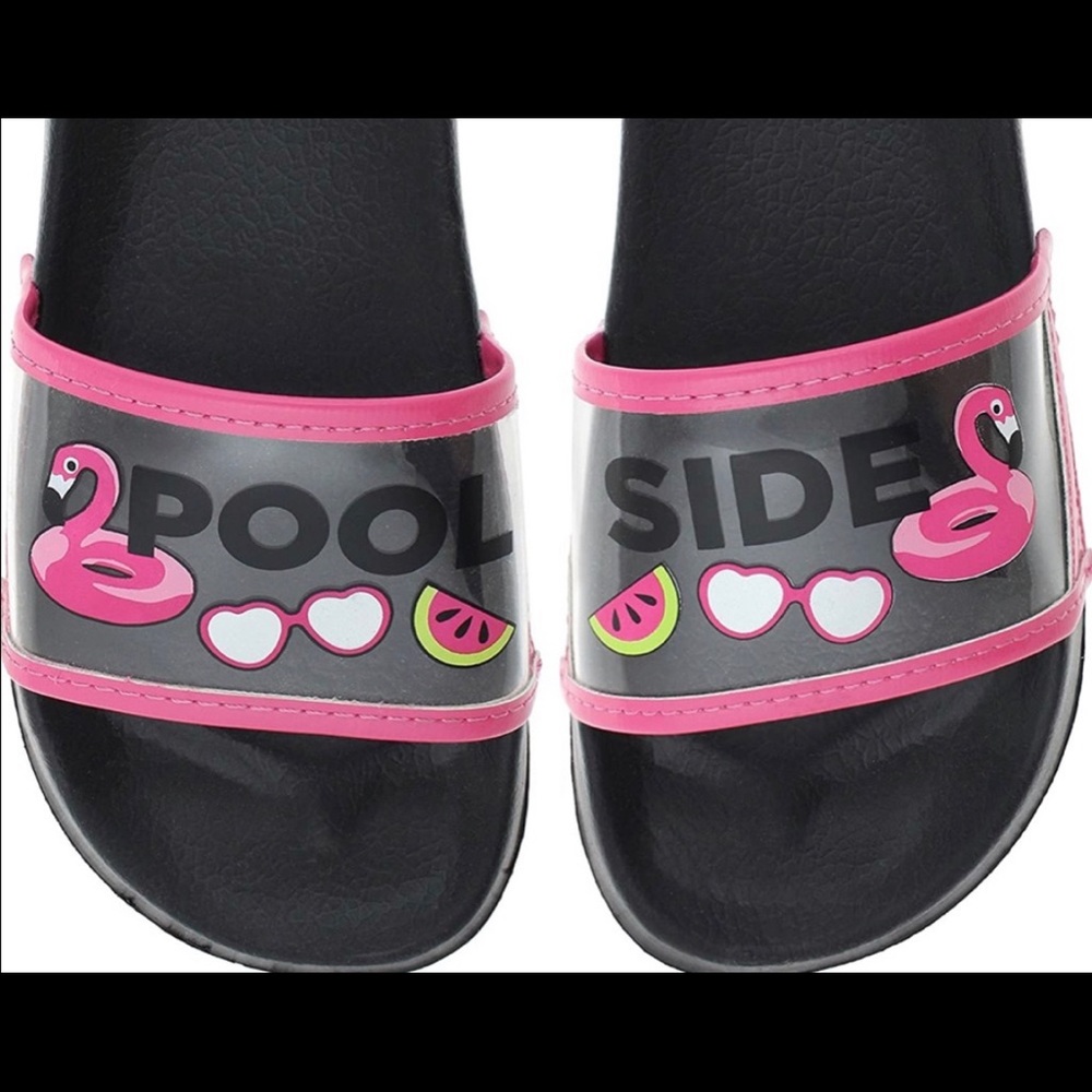 Capelli New York Pool Slides.  NWT